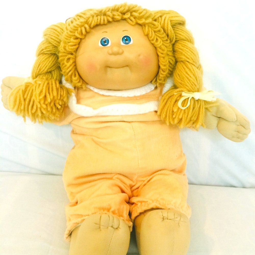 VINTAGE CABBAGE PATCH KID DOLL, Blond Yarn Hair